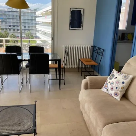 Charming Flat With Terrace On The Croisette