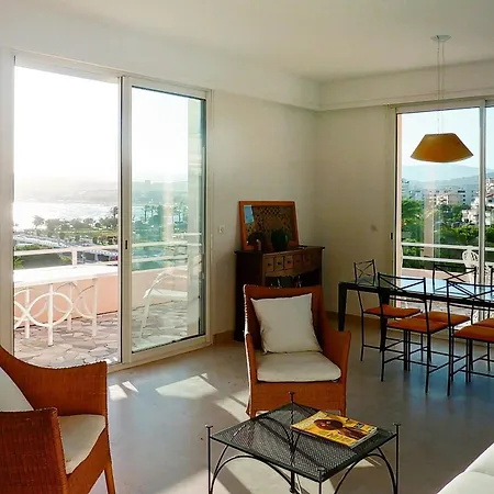 Charming Flat With Terrace On The Croisette كان
