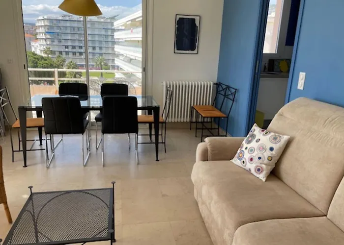 Charming Flat With Terrace On The Croisette